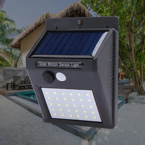Luminária Solar 30 LEDs Com Sensor Presença À Prova D' Água Fotocélula